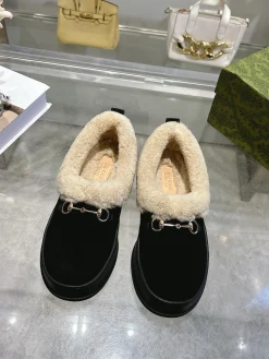 Alternative view of GUCCI Booties B60202608030016