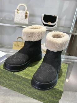 GUCCI Booties Suede EU36-42 C10202608030022