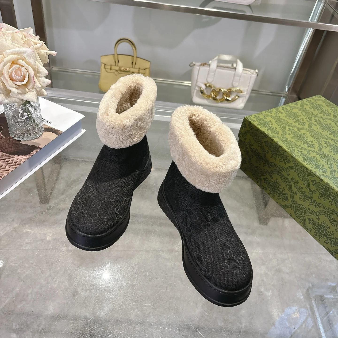 GUCCI Booties Suede EU36-42 C10202608030022 - Image 3