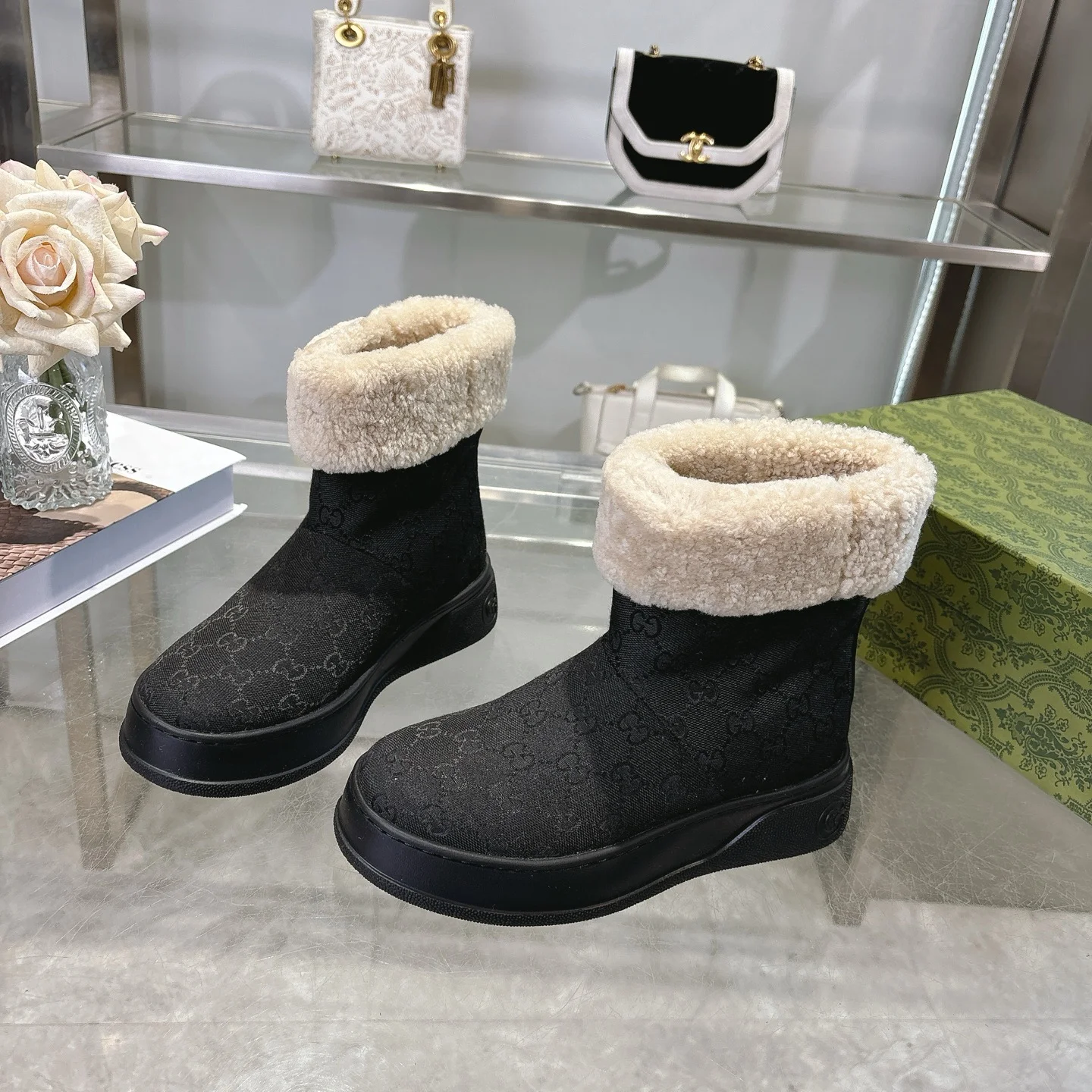 GUCCI Booties Suede EU36-42 C10202608030022 - Image 4