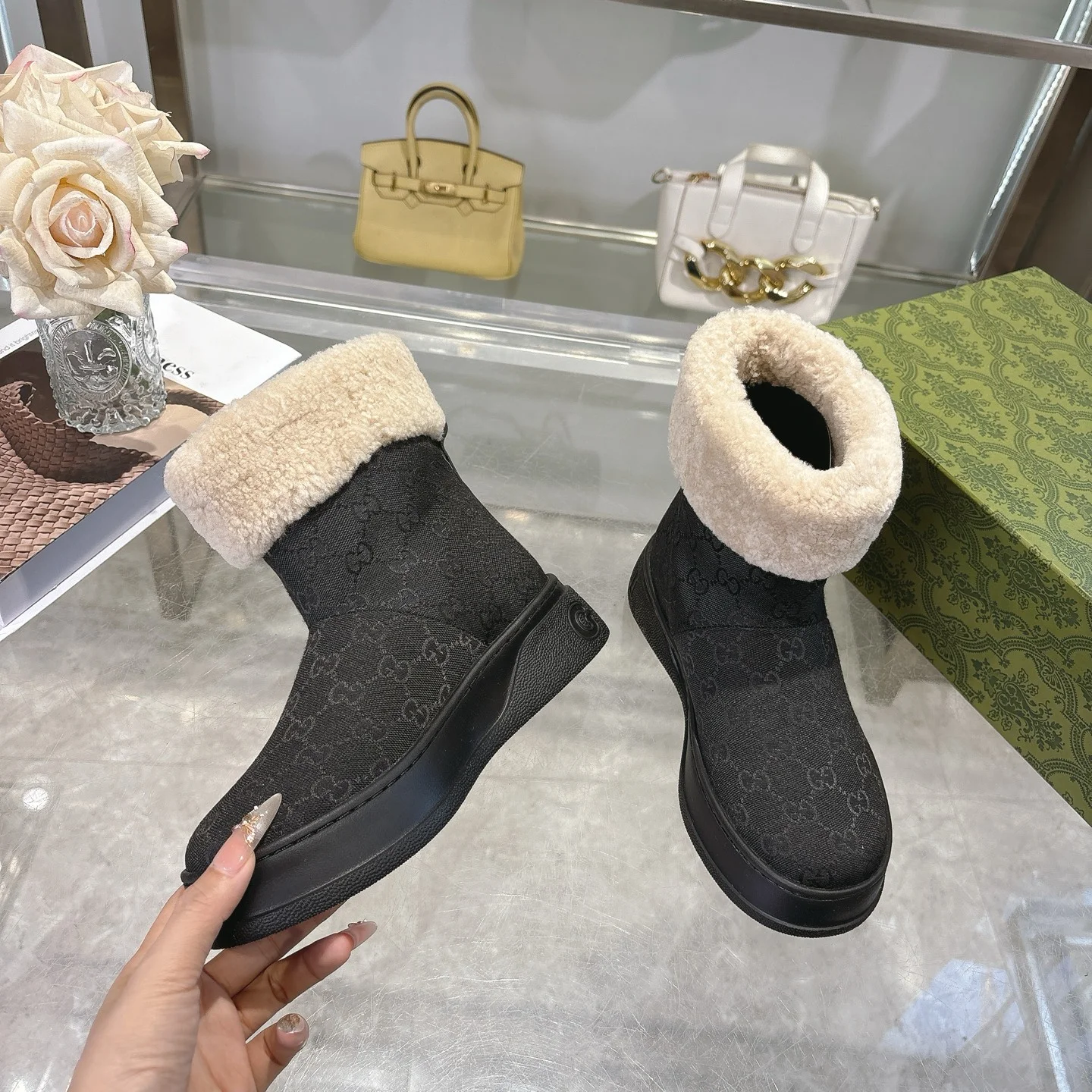 GUCCI Booties Suede EU36-42 C10202608030022 - Image 6