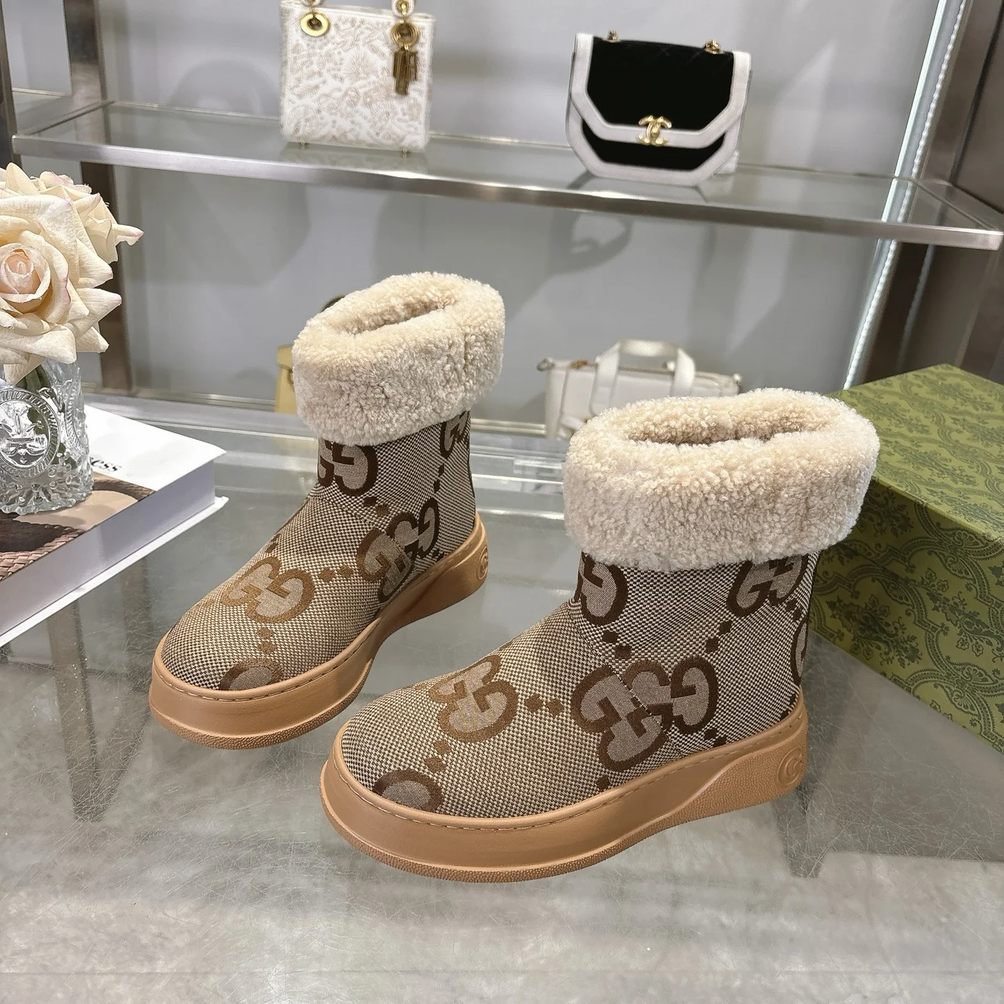 GUCCI Booties Suede & Merino Wool EU36-42 C10202608030021