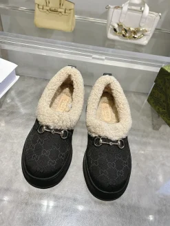 Alternative view of GUCCI Booties Suede Wool EU36-42 B60202608030017