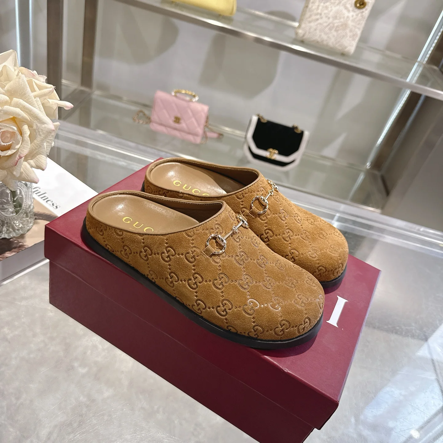 GUCCI Mules Suede Calfskin EU36-42 A90202608030003
