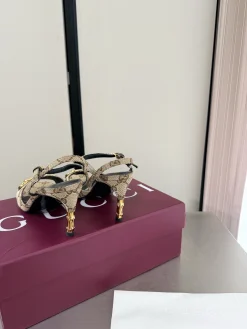 Alternative view of GUCCI Sandals Patent Calf Leather EU35-42 B90202608032745