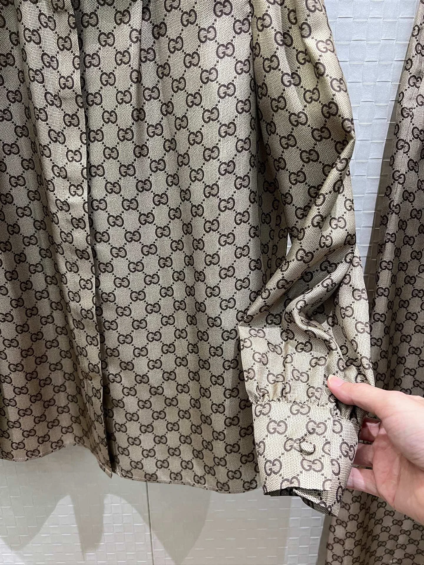 GUCCI Shirts Silk Twill S-XL C90202608040437 - Image 4