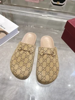 Alternative view of GUCCI Slippers A90202608033041