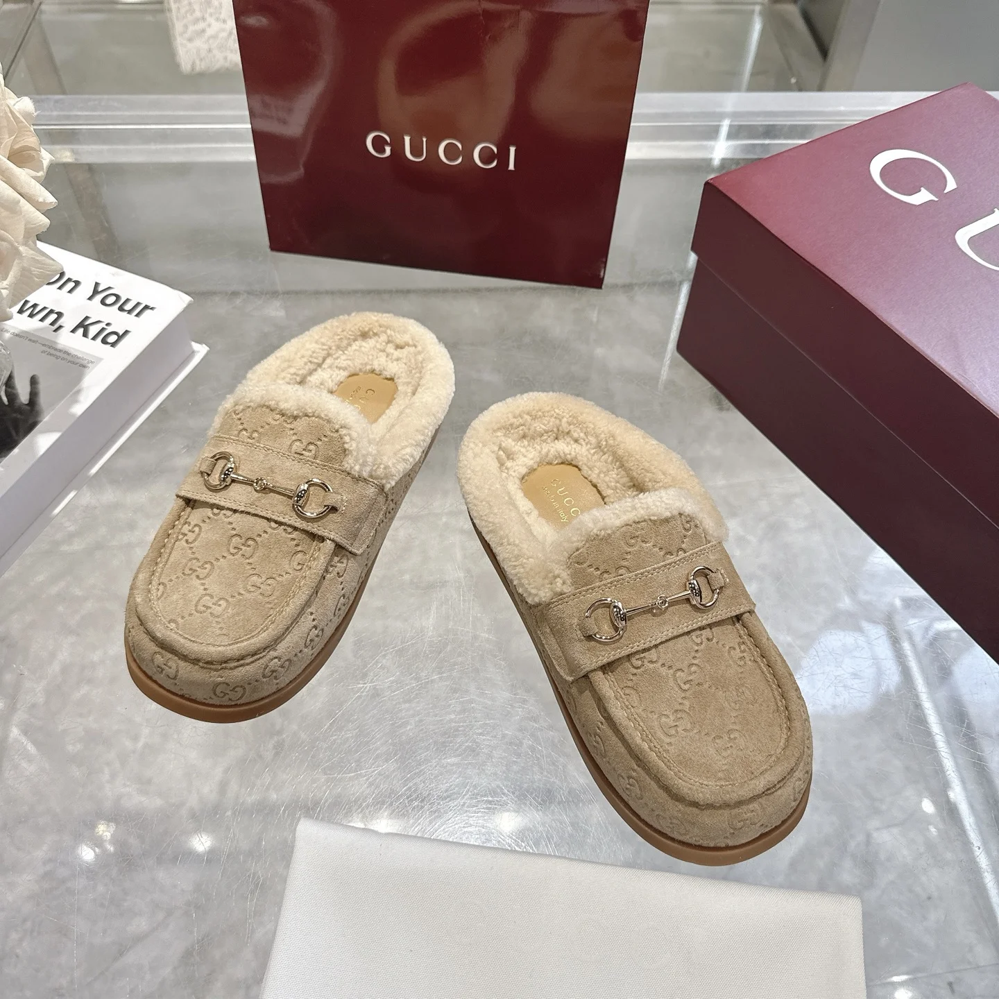GUCCI Slippers Suede Calfskin EU36-42 B40202608030009 - Image 4