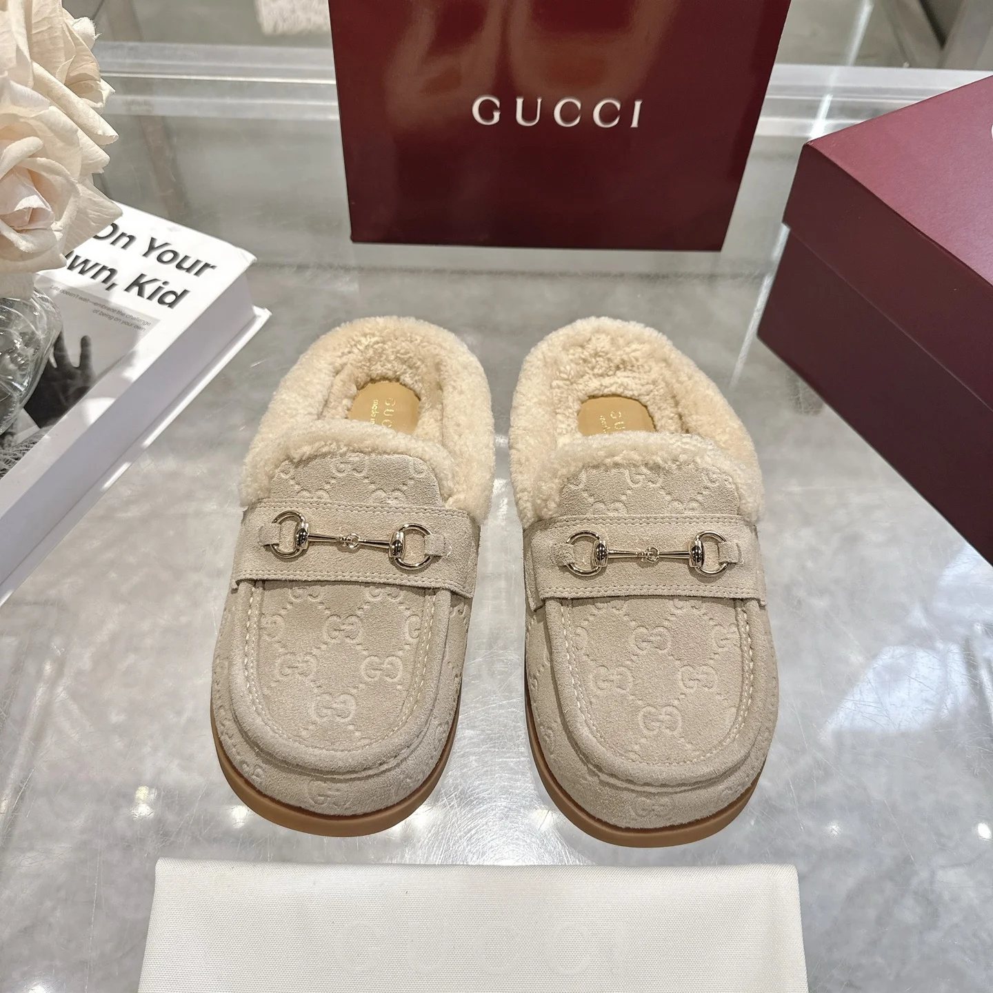 GUCCI Slippers Suede Calfskin EU36-42 B40202608030011