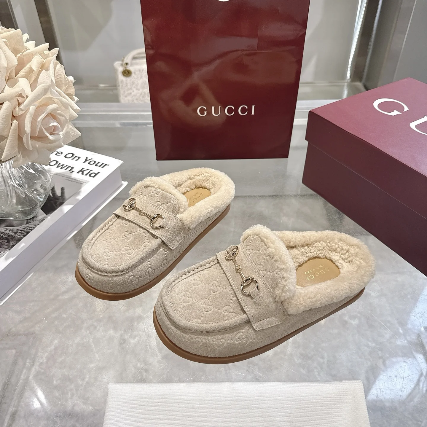 GUCCI Slippers Suede Calfskin EU36-42 B40202608030011 - Image 4