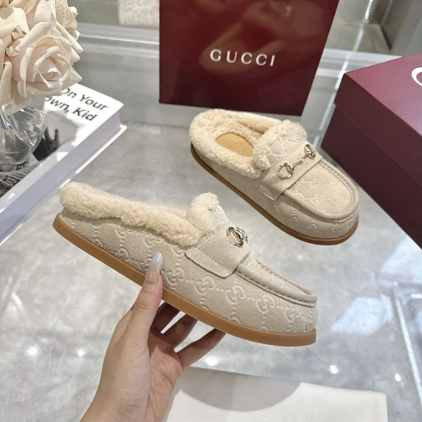 GUCCI Slippers Suede Calfskin EU36-42 B40202608030011 - Image 6