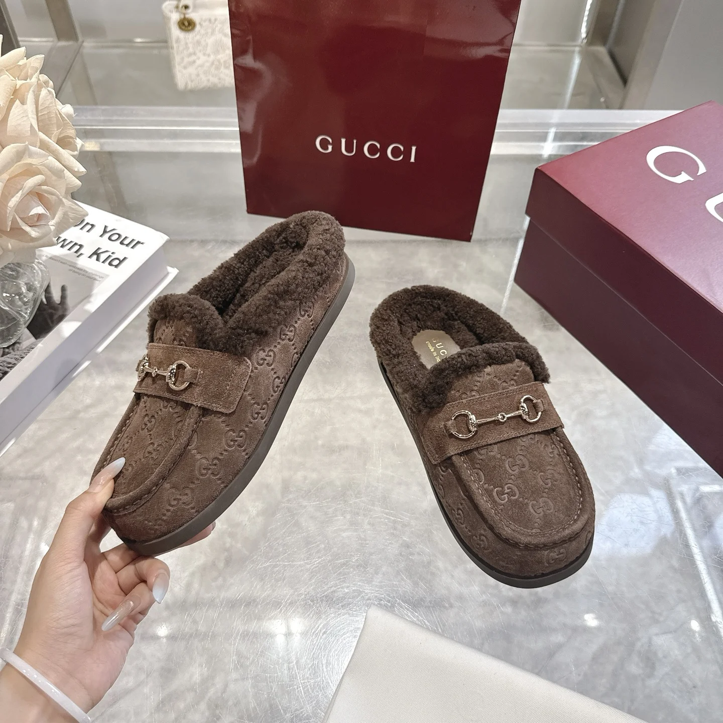 GUCCI Slippers Suede Calfskin Leather EU36-42 B40202608030008 - Image 4