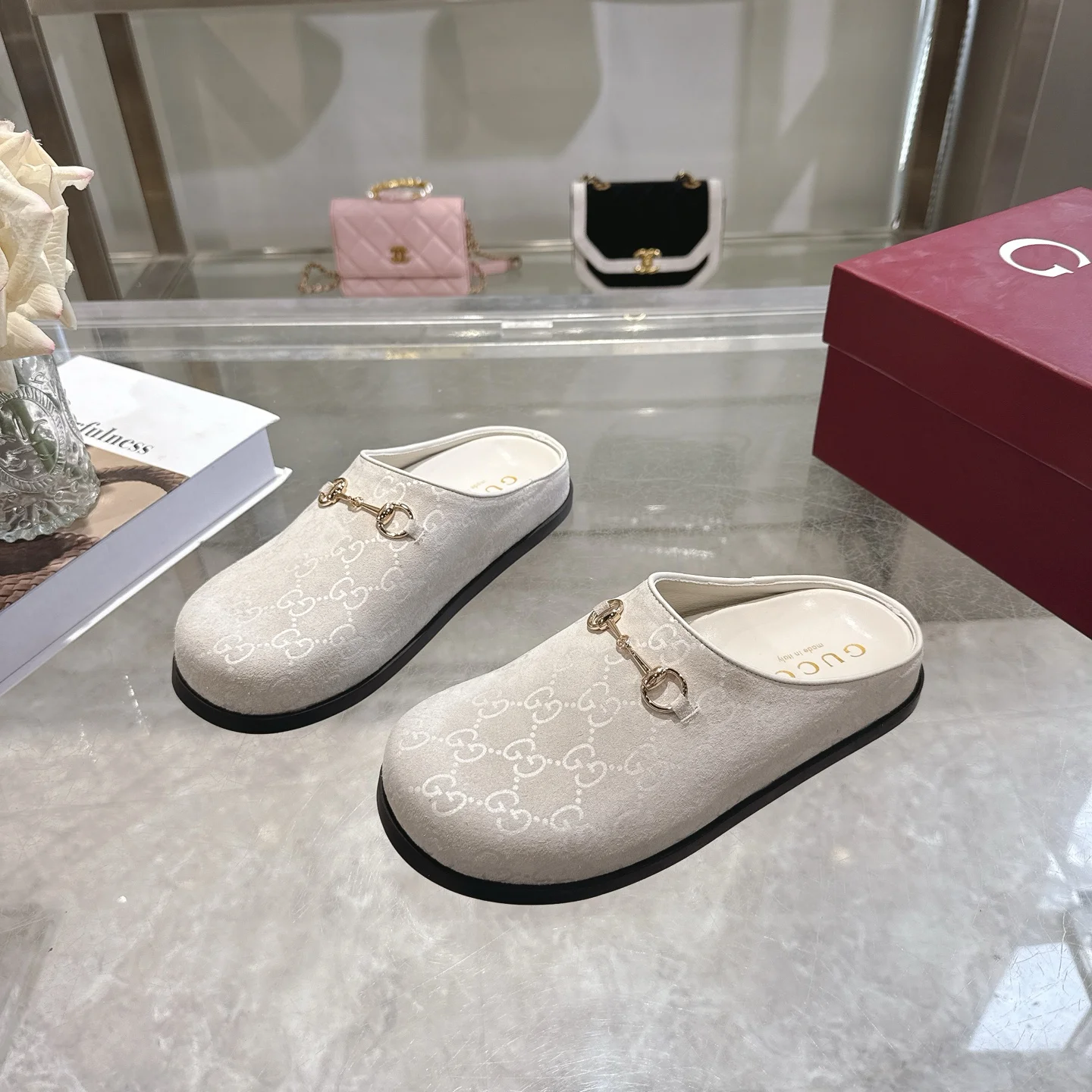 GUCCI Slippers Suede Leather EU36-42 B00202608030002 - Image 4
