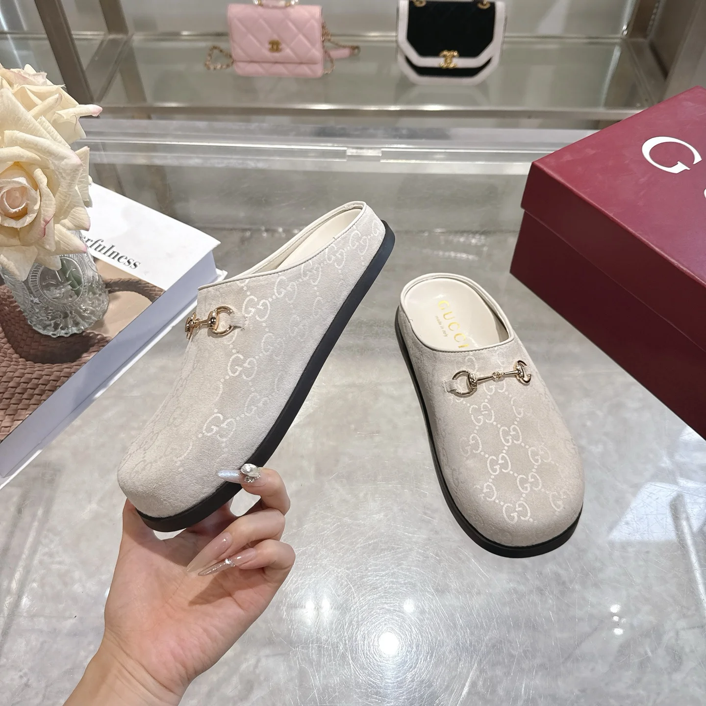 GUCCI Slippers Suede Leather EU36-42 B00202608030002 - Image 5