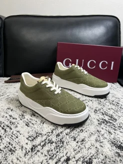 GUCCI Sneakers Calf Leather EU38-44 C80202608032124