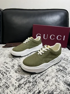 Alternative view of GUCCI Sneakers Calf Leather EU38-44 C80202608032124