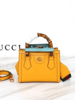 GUCCI Top Handle Bags Caviar Leather (Yellow-Blue) 20X16X10CM E70202608060021