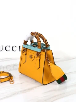 Alternative view of GUCCI Top Handle Bags Caviar Leather (Yellow-Blue) 20X16X10CM E70202608060021