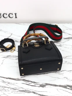 Alternative view of GUCCI Top Handle Bags Grained Leather (Black-Gold) 20X16X10CM E70202608060028