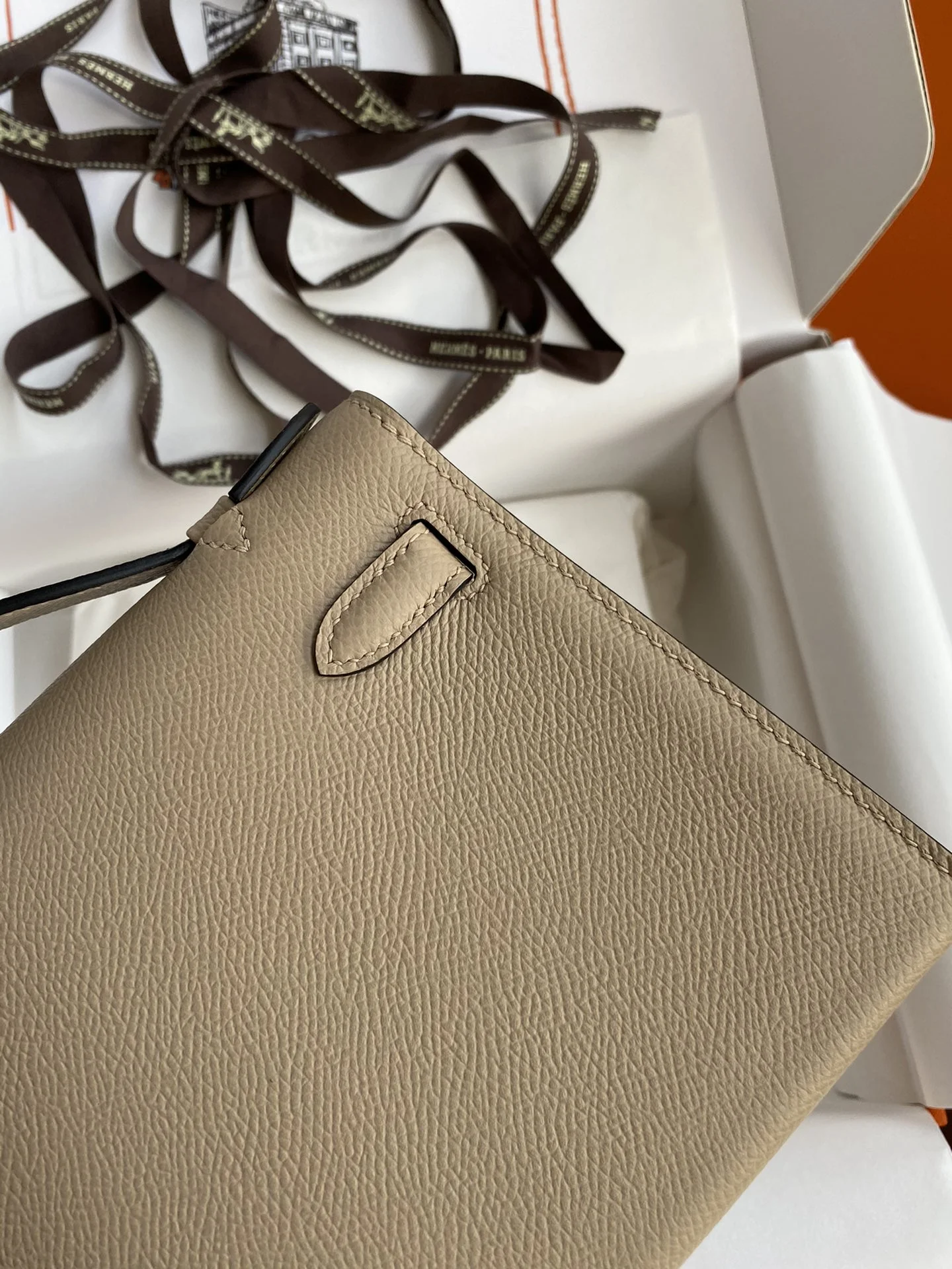 HERMES Clutches Bags Epsom Leather (Beige-Gold) 22CM F50202608090218 - Image 5
