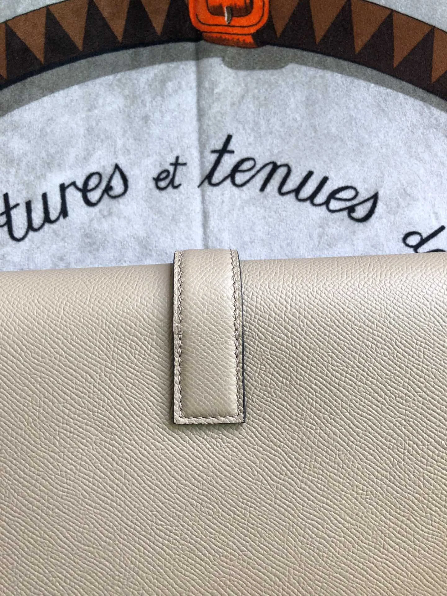 HERMES Clutches Bags Epsom Leather (Beige) One Size H00202608091138 - Image 4