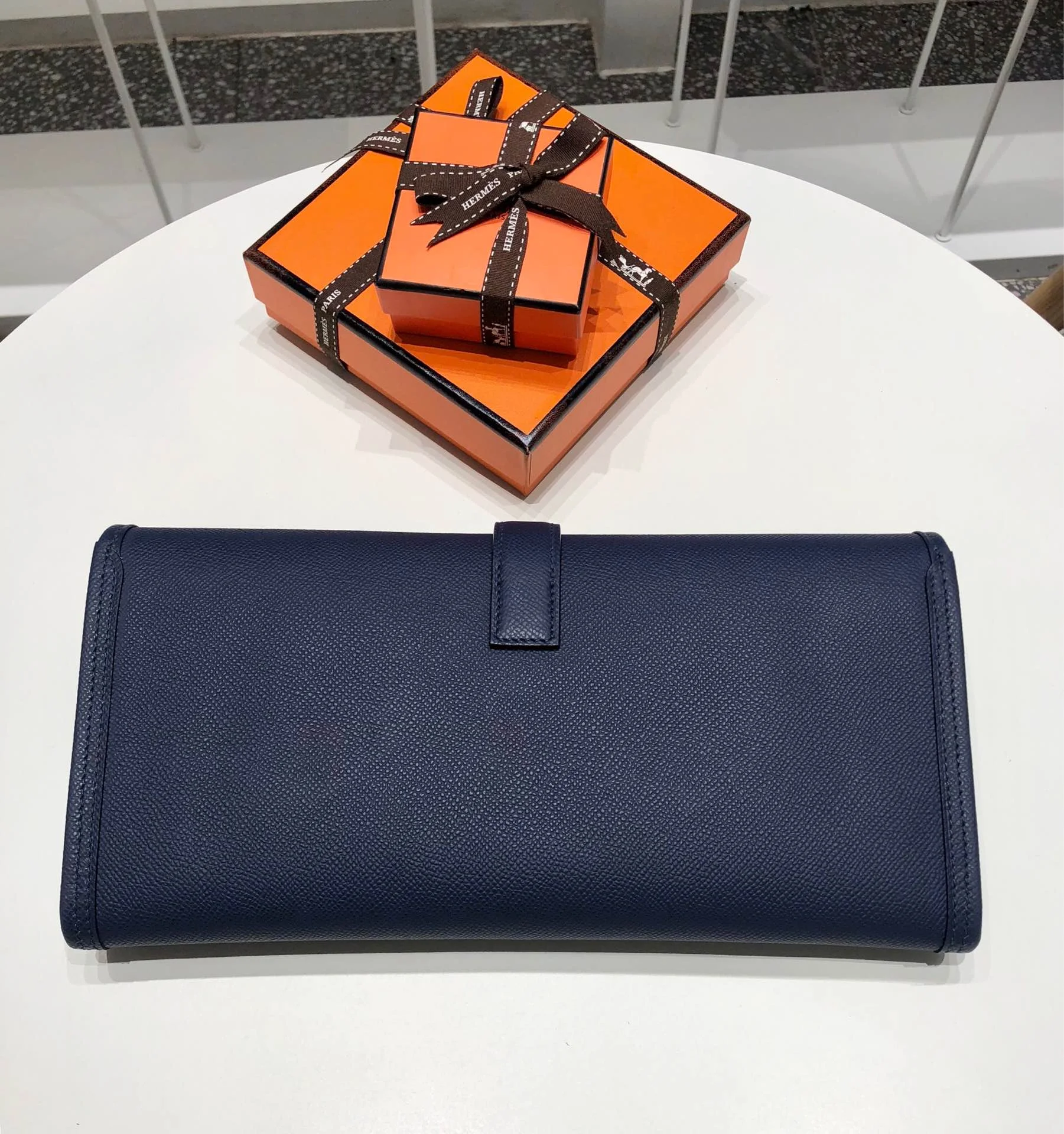 HERMES Clutches Bags Epsom Leather (Blue) 29X20CM H00202608091149 - Image 3