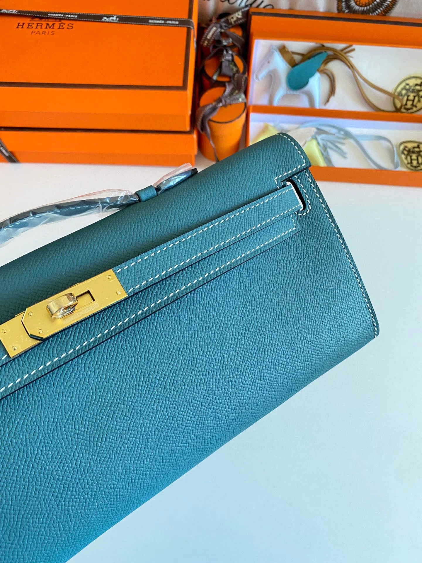HERMES Clutches Bags Epsom Leather (Blue-Beige) 31CM H00202608091088 - Image 5