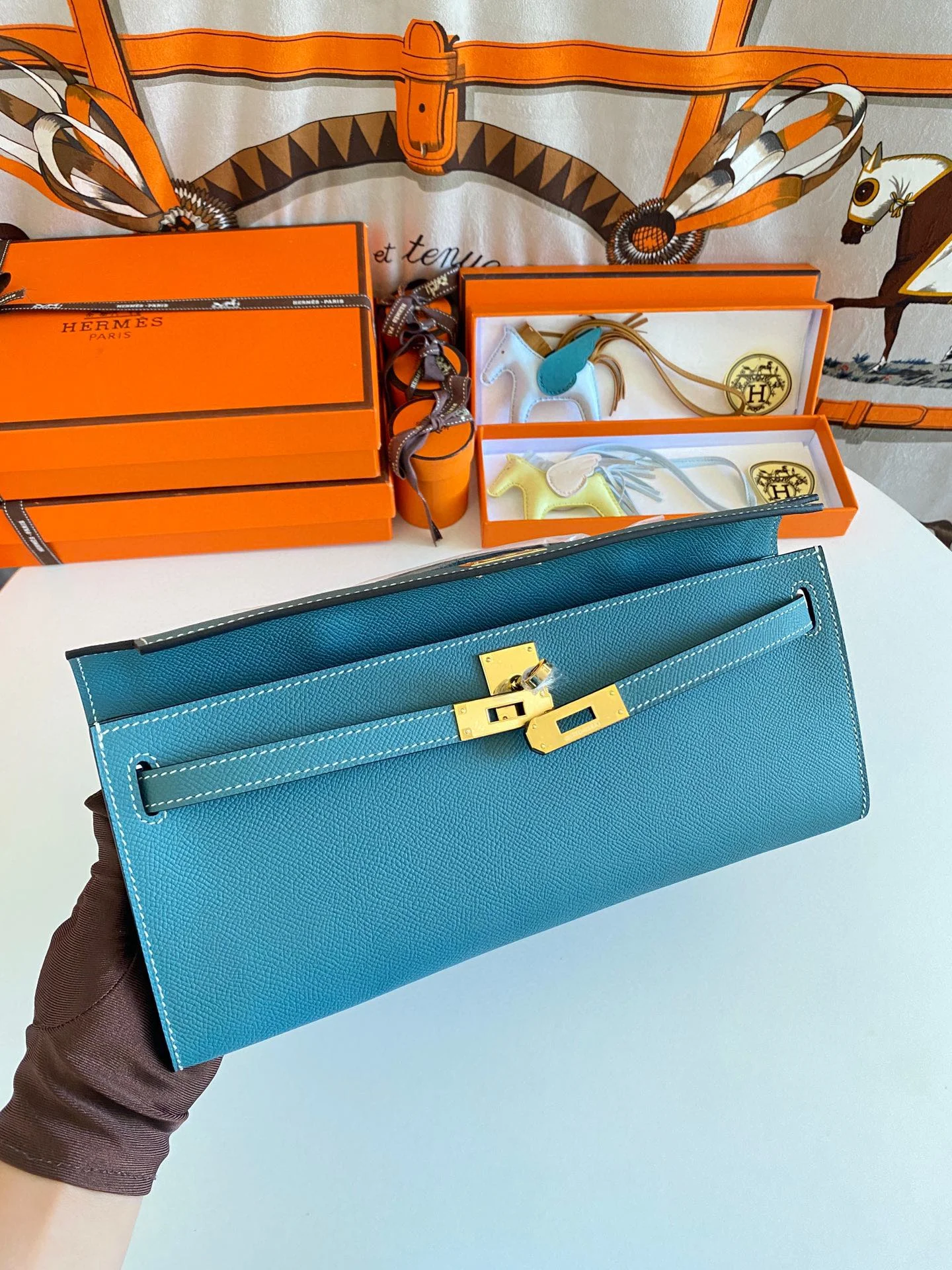 HERMES Clutches Bags Epsom Leather (Blue-Beige) 31CM H00202608091088 - Image 7