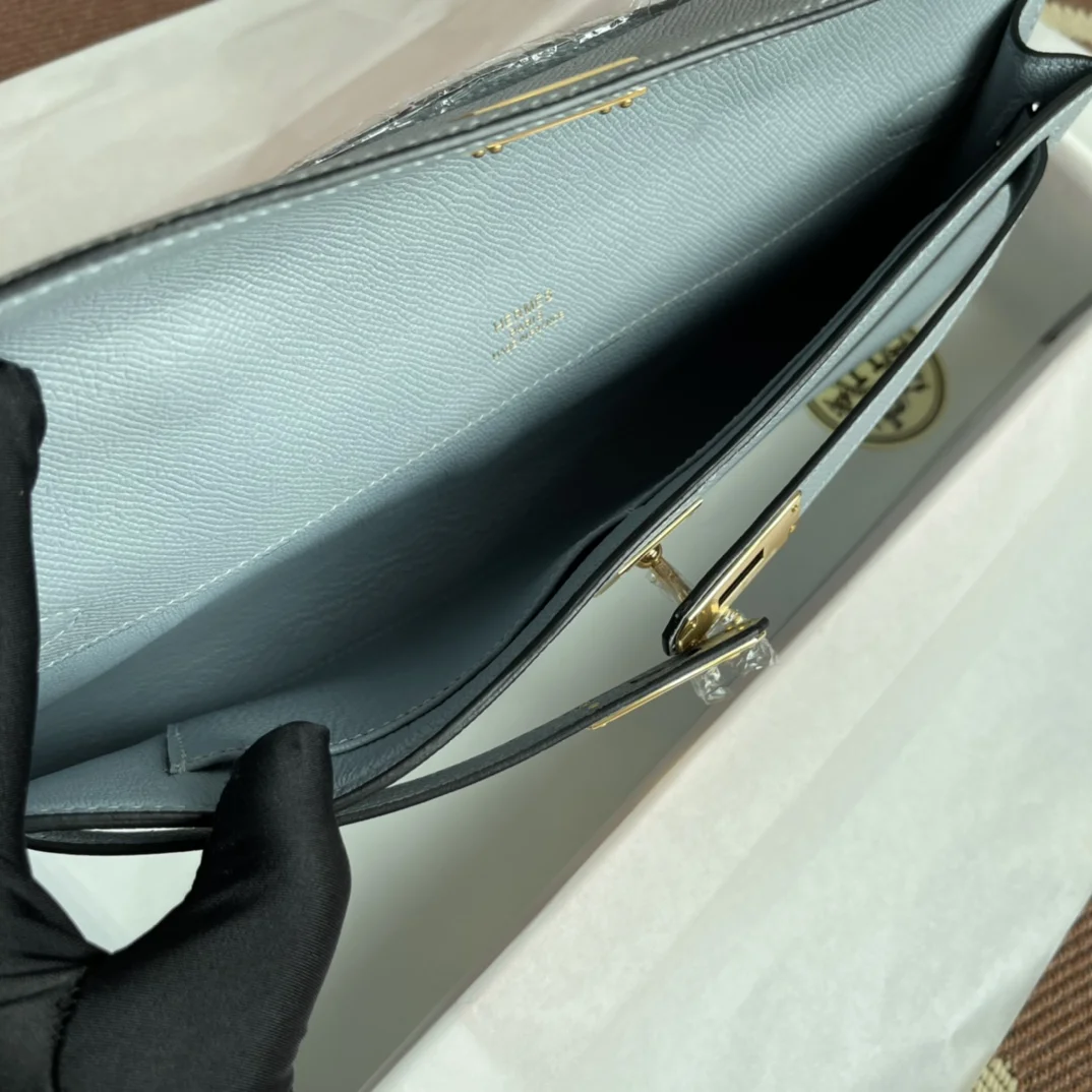 HERMES Clutches Bags Epsom Leather (Blue-Gold) 31X14X3 CM H00202608091074 - Image 9