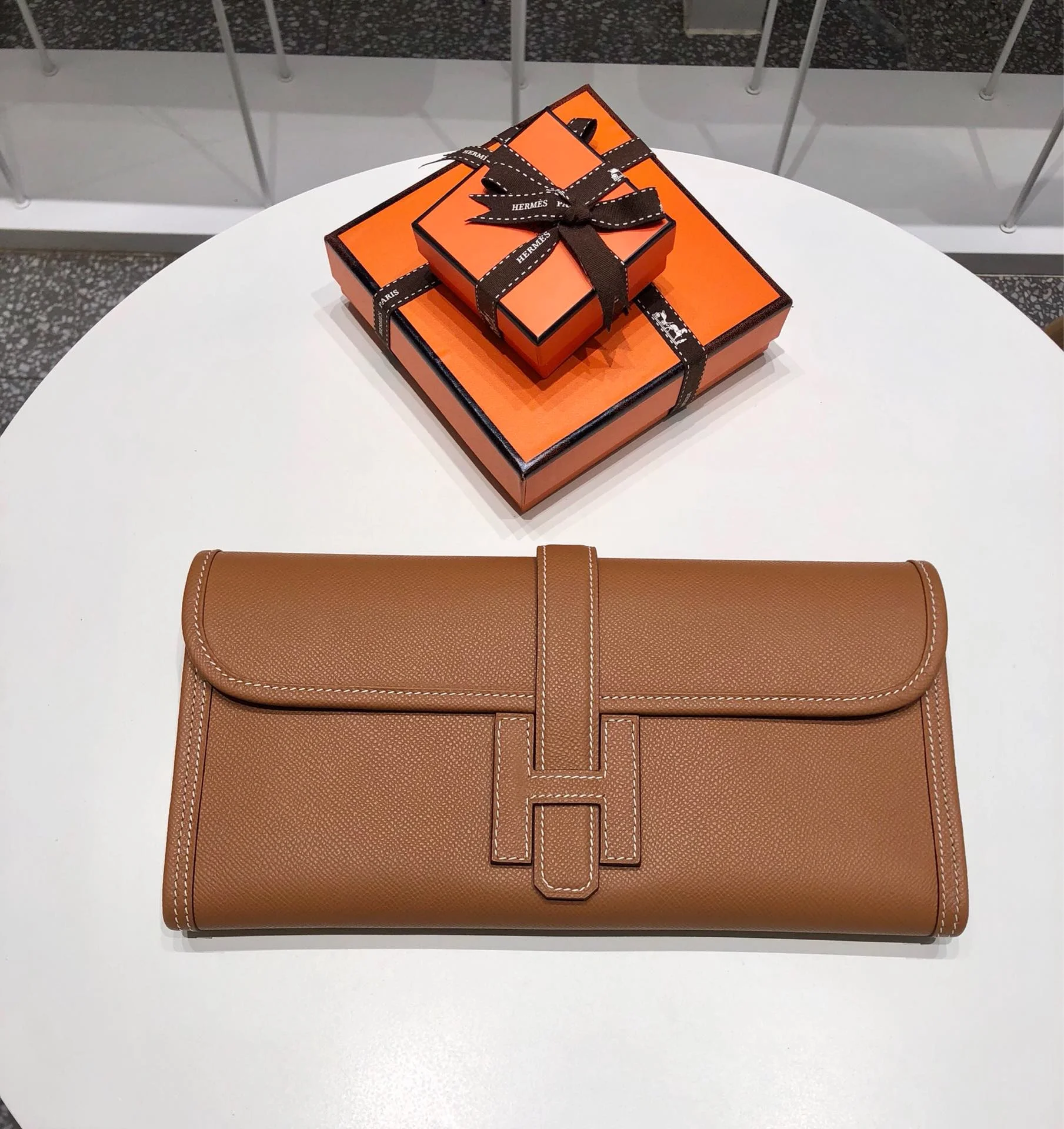 HERMES Clutches Bags Epsom Leather (Brown) 29XCM H00202608091148