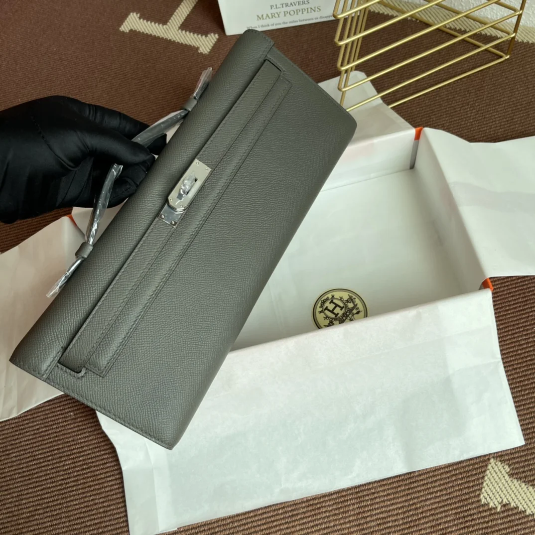 HERMES Clutches Bags Epsom Leather (Gray-Silver) 31X14X3CM H00202608091071