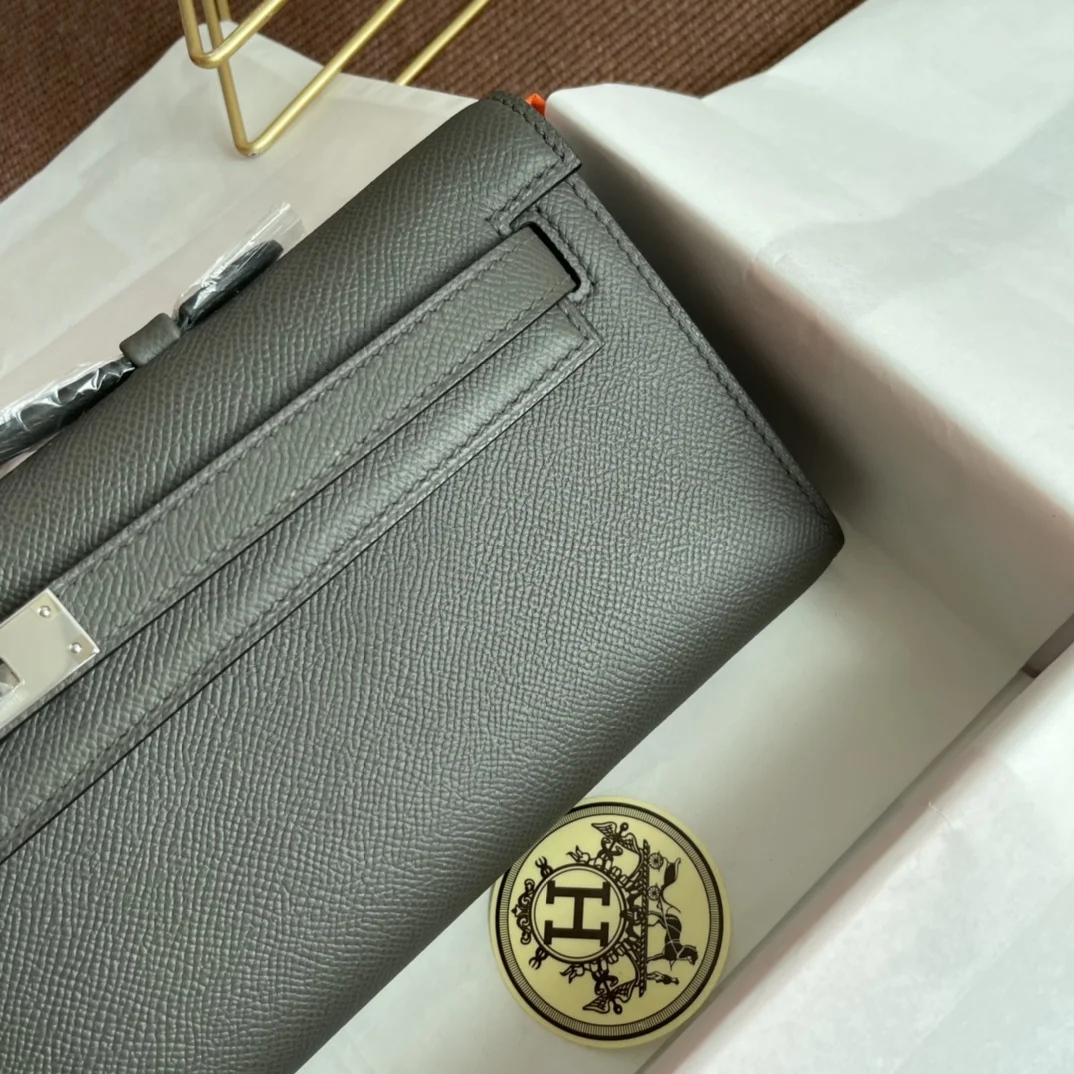 HERMES Clutches Bags Epsom Leather (Gray-Silver) 31X14X3CM H00202608091071 - Image 4
