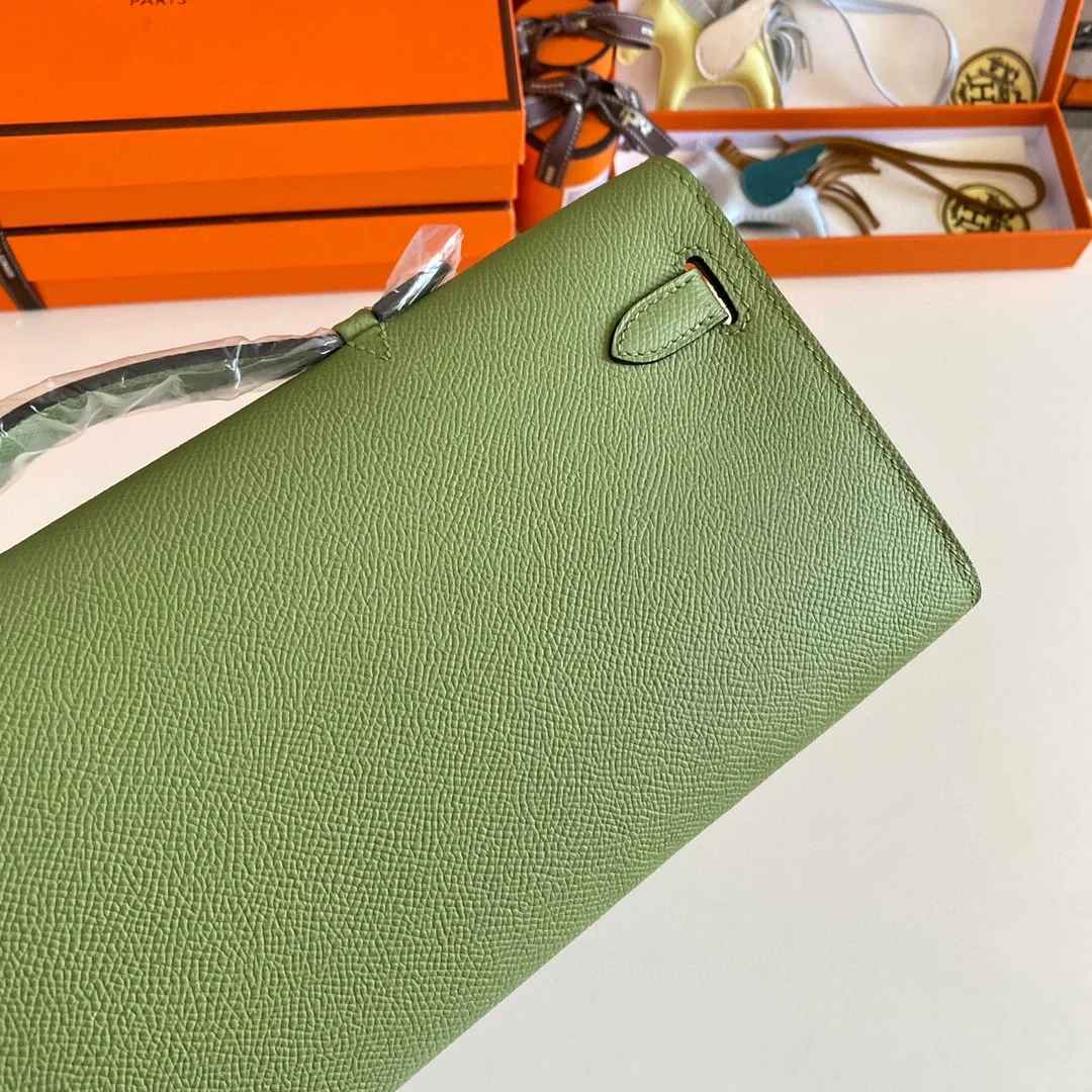 HERMES Clutches Bags Epsom Leather (Green-Gold) 31CM H00202608091090 - Image 4