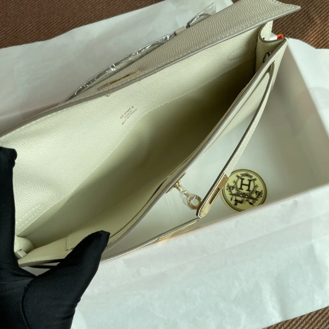 HERMES Clutches Bags Epsom Leather (White-Gold) 31X14X3CM H00202608091057 - Image 9