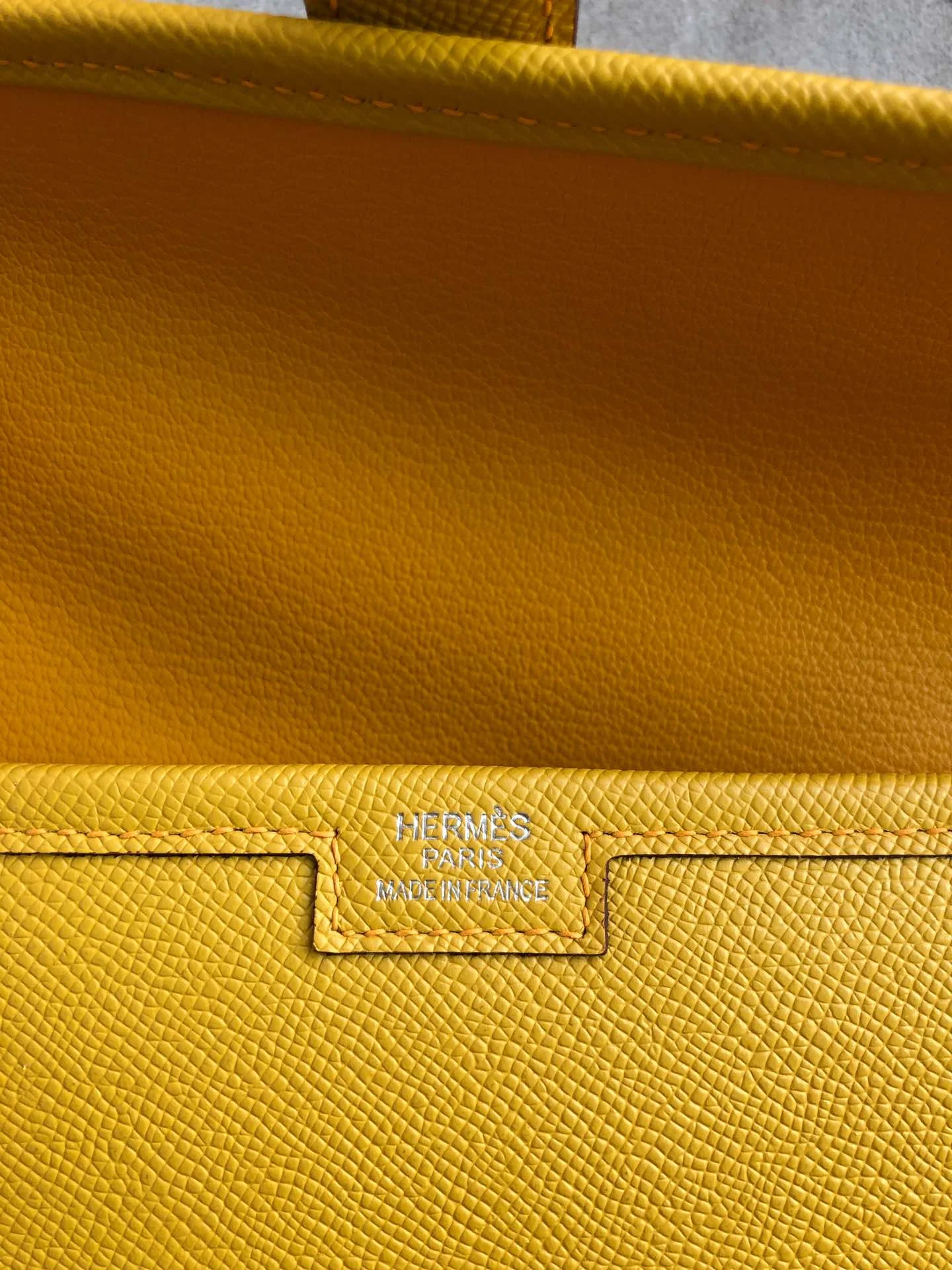 HERMES Clutches Bags Epsom Leather (Yellow-Gold) 29X0X0CM H00202608091129 - Image 5