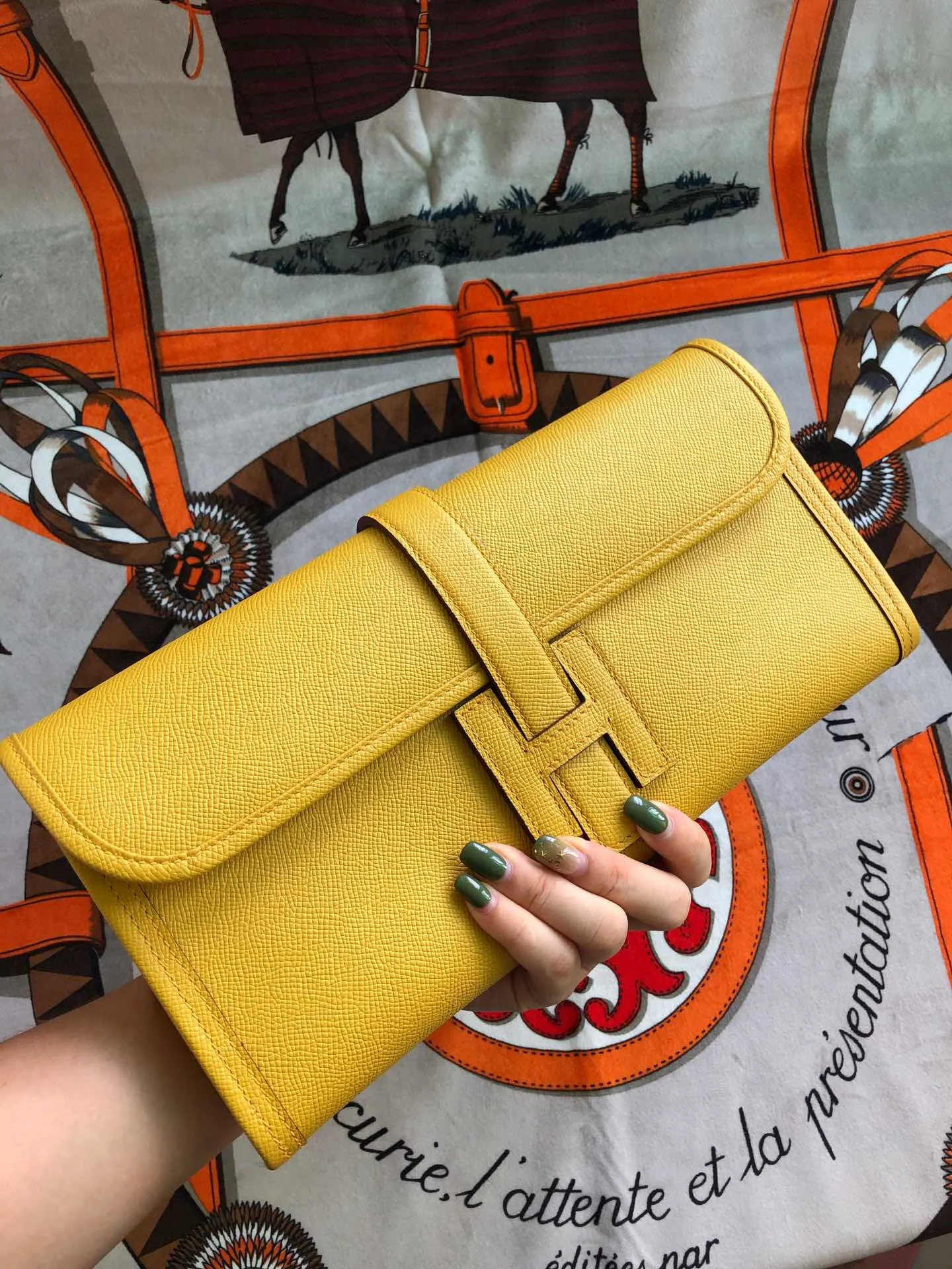 HERMES Clutches Bags Epsom Leather (Yellow-Gold) 29X0X0CM H00202608091129 - Image 8