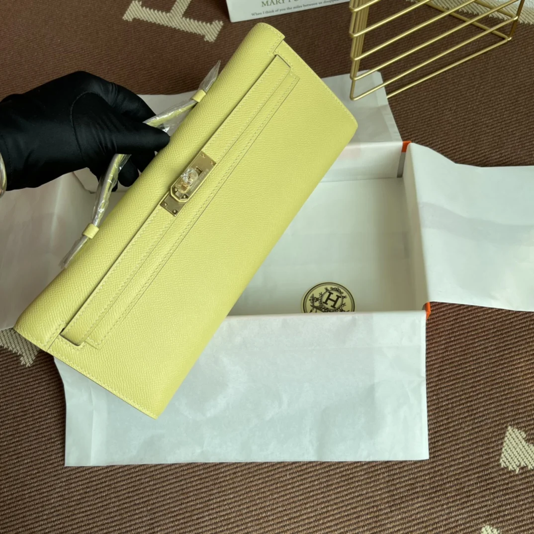 HERMES Clutches Bags Epsom Leather (Yellow-Gold) 31X14X3CM H00202608091063