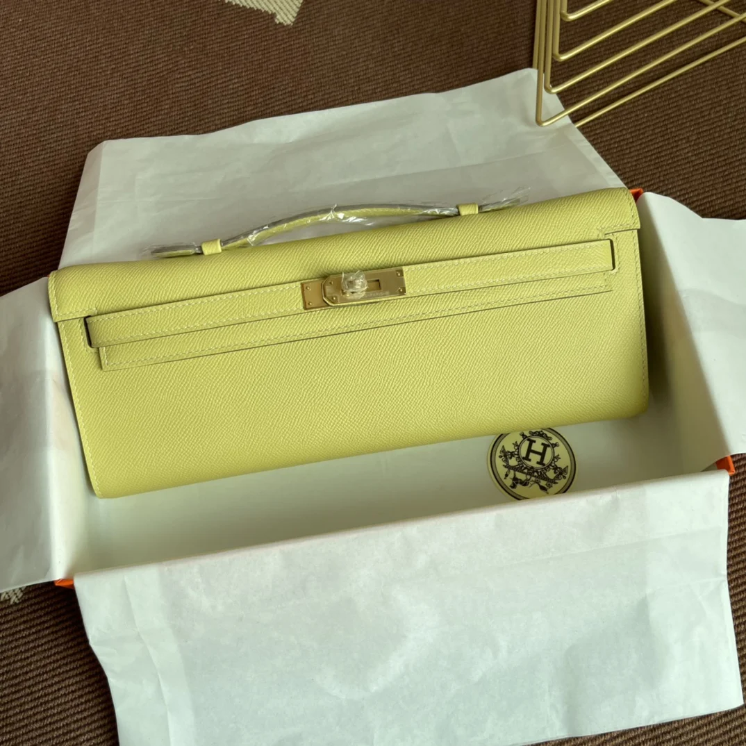 HERMES Clutches Bags Epsom Leather (Yellow-Gold) 31X14X3CM H00202608091063 - Image 2