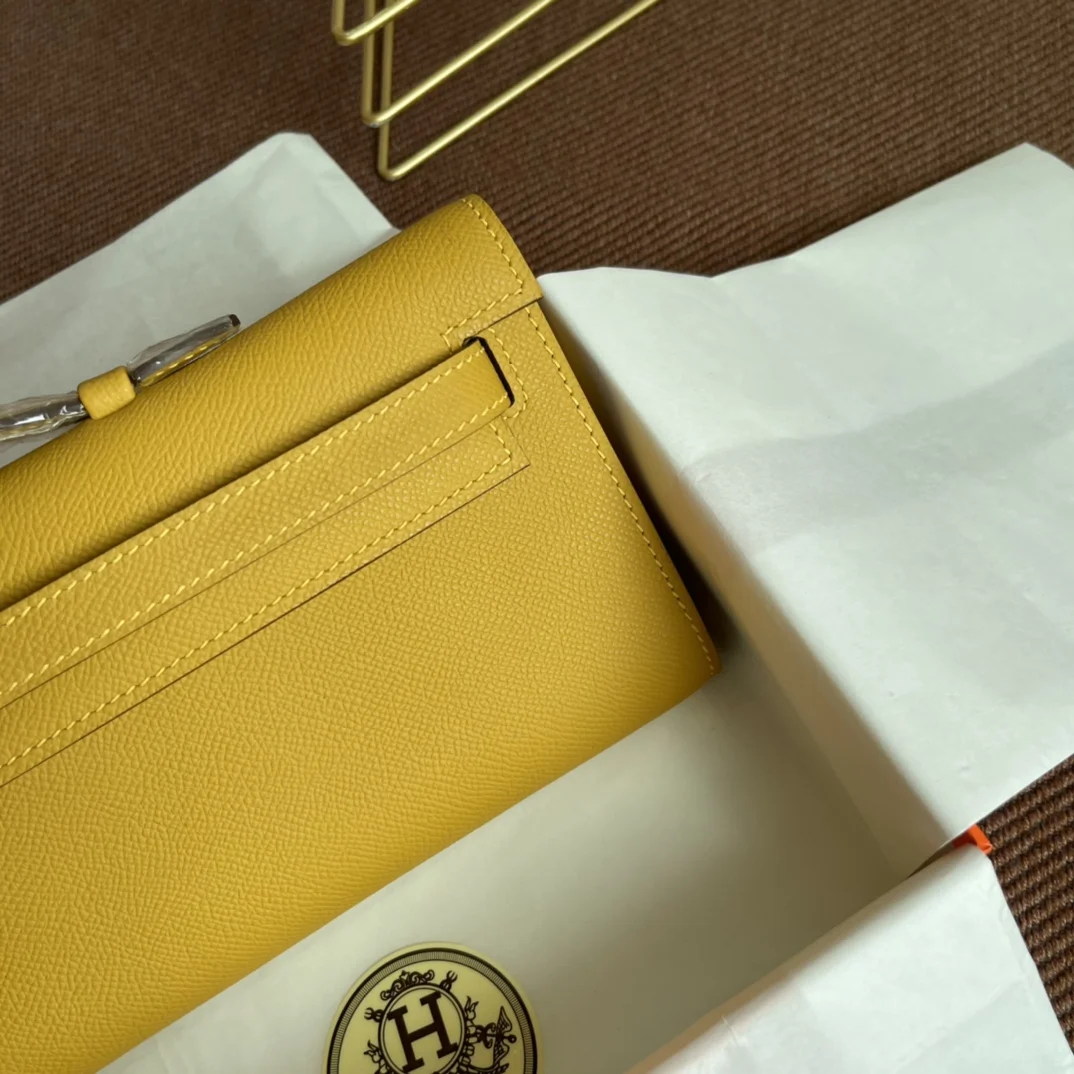 HERMES Clutches Bags Epsom Leather (Yellow-Gold) 31X14X3CM H00202608091068 - Image 4