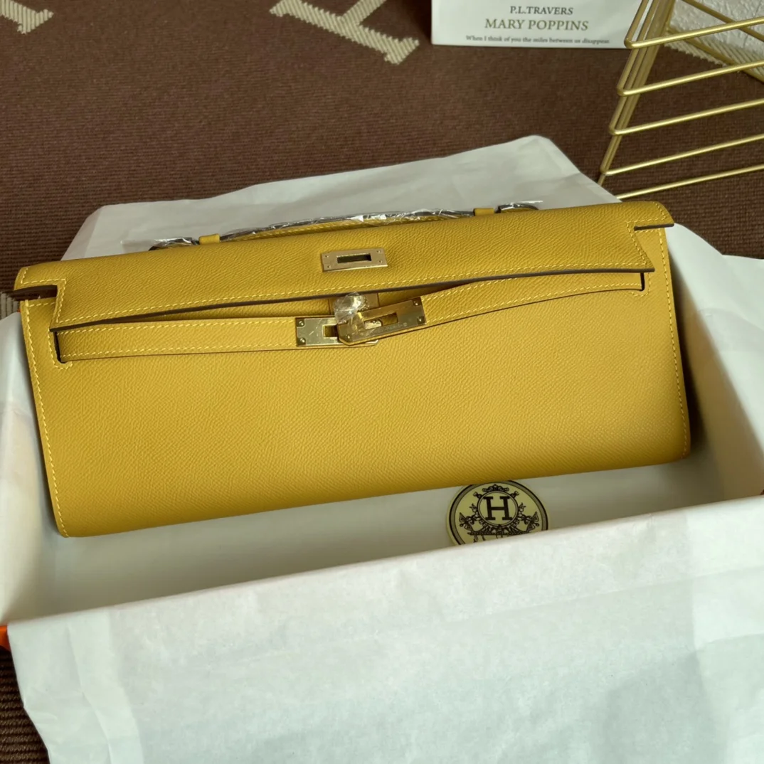 HERMES Clutches Bags Epsom Leather (Yellow-Gold) 31X14X3CM H00202608091068 - Image 5