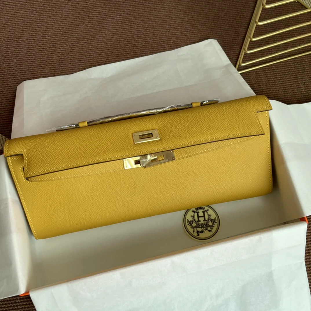 HERMES Clutches Bags Epsom Leather (Yellow-Gold) 31X14X3CM H00202608091068 - Image 6