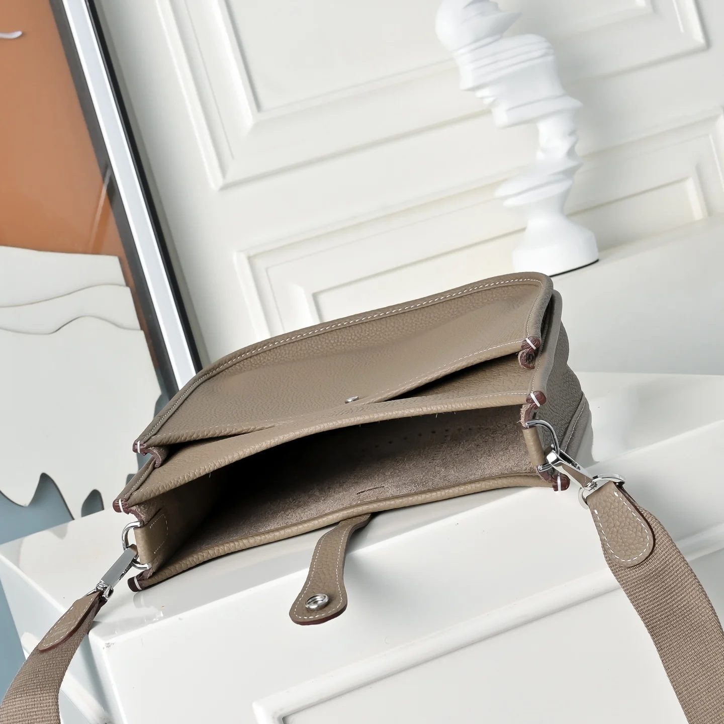 HERMES Crossbody Bags TC Calfskin (Brown) 23CM H50202608090972 - Image 9