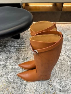 Alternative view of HERMES Flats Calf Leather EU35-40 F40202608030262