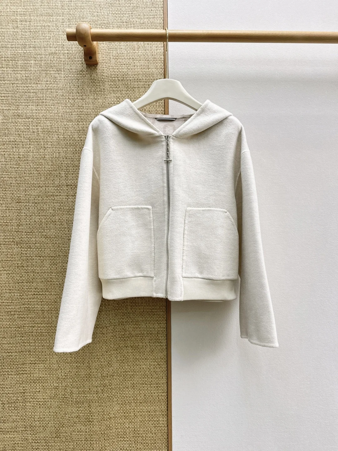 HERMES Jackets Cashmere S-M-L F65202608041041