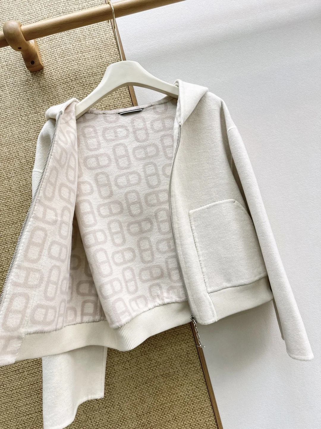 HERMES Jackets Cashmere S-M-L F65202608041041 - Image 7