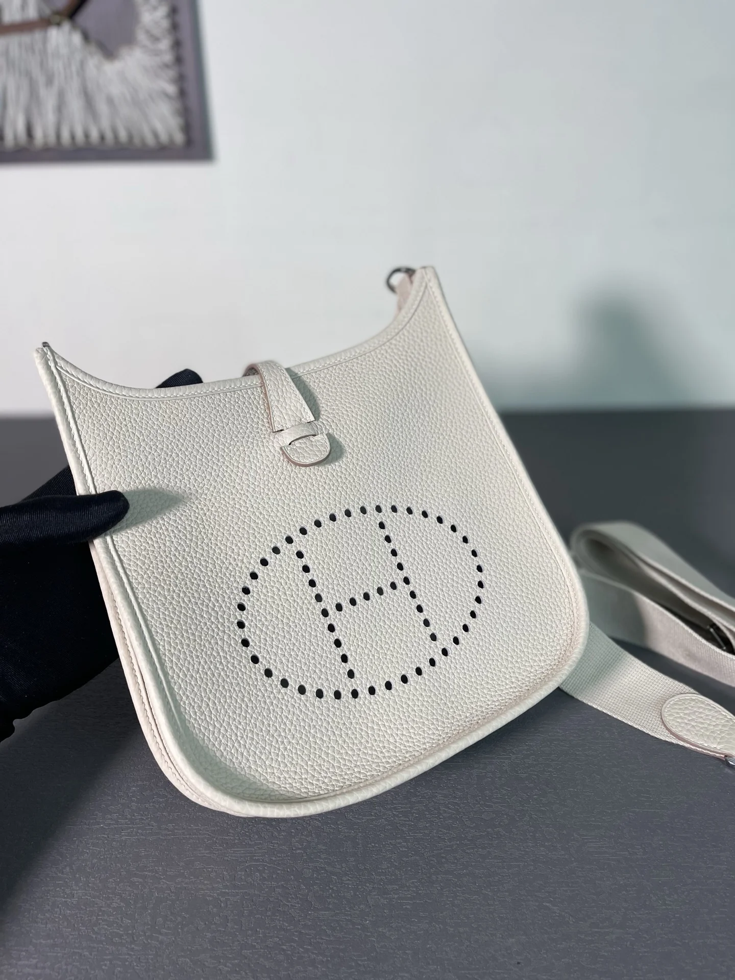 HERMES Messenger Bags TC Leather (White) 23CM H50202608091318 - Image 3