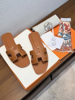 Alternative view of HERMES Sandals Calf Leather EU35-40 B00202608031816