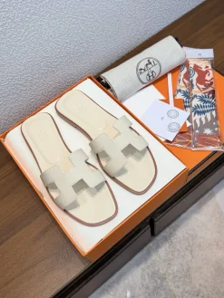 HERMES Sandals calfskin leather EU35-40 B00202608031802