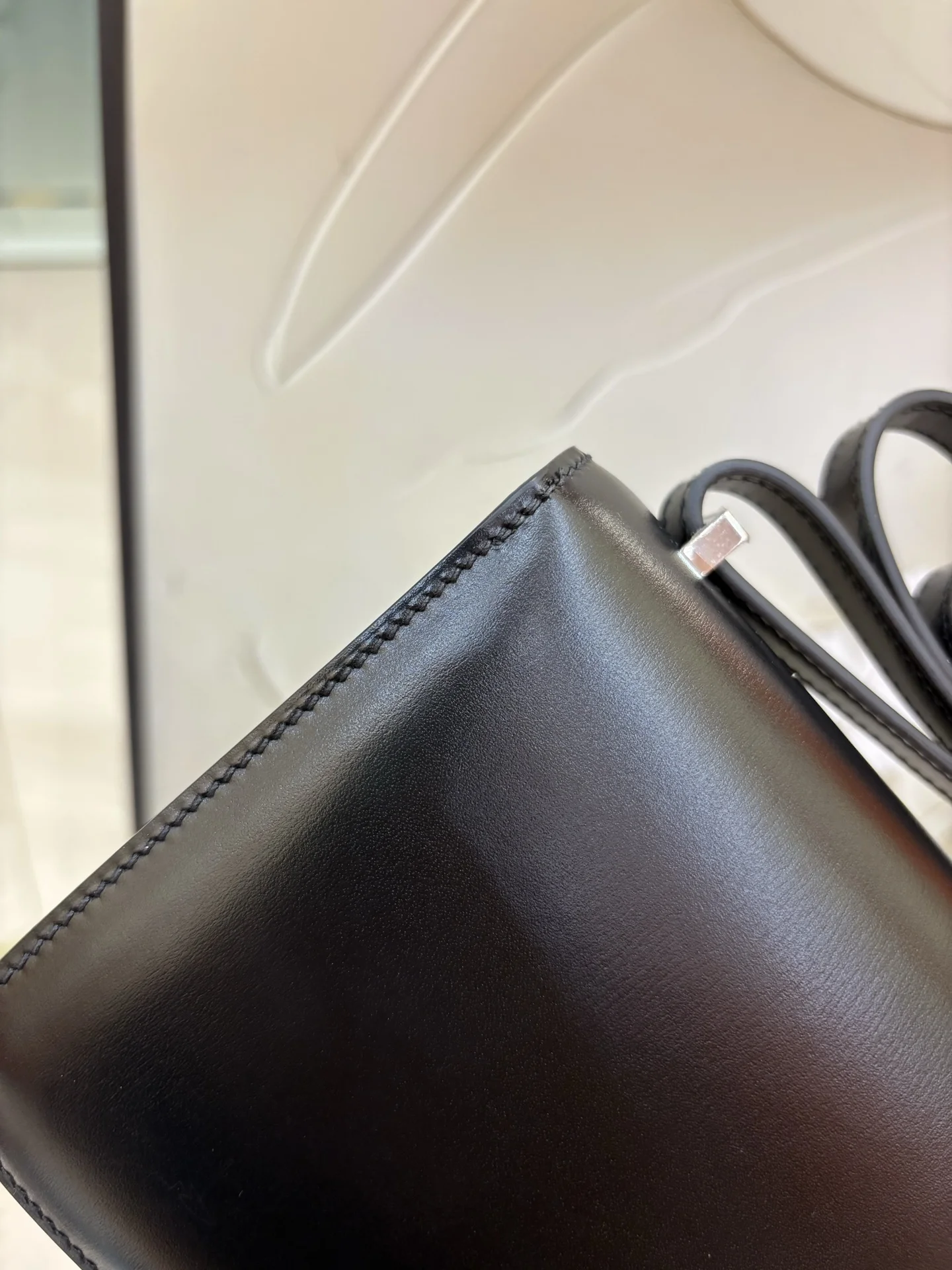 HERMES Shoulder Bags Box Leather (Black-Gold) One Size A100202608090484 - Image 7