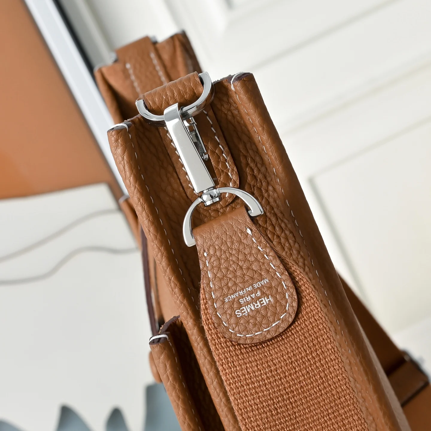 HERMES Shoulder Bags Calfskin (Brown) 23CM H50202608090974 - Image 6